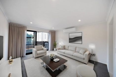Photo of property in 5 Settlement Road, Papakura, 2110
