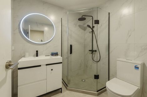 Photo of property in 4/1 Matuhi Rise, Henderson, Auckland, 0612