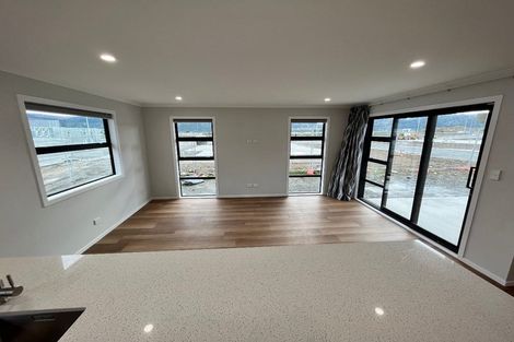 Photo of property in 26 Castletown Street, Wallaceville, Upper Hutt, 5018