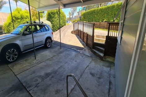 Photo of property in 46 Exmouth Road, Northcote, Auckland, 0627