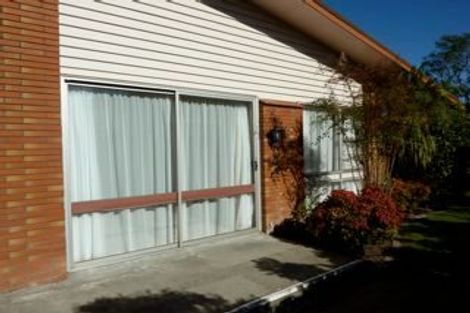 Photo of property in 8e Ihaka Street, Hokowhitu, Palmerston North, 4410