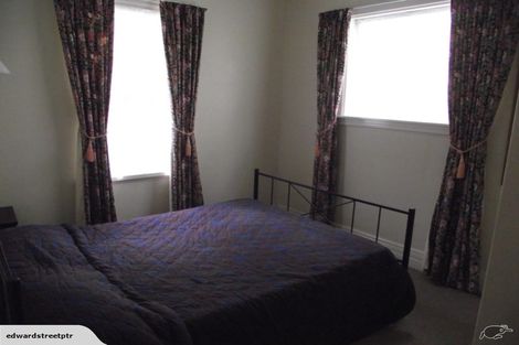 Photo of property in 37 Glenbervie Terrace, Thorndon, Wellington, 6011