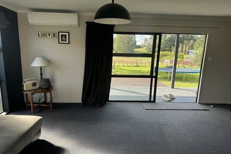 Photo of property in 13 Course Lane, Sanson, 4817