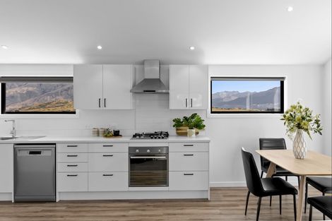 Photo of property in 3 Kintyre Court, Jacks Point, Queenstown, 9371