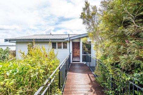 Photo of property in 29 Busby Hill, Havelock North, 4130