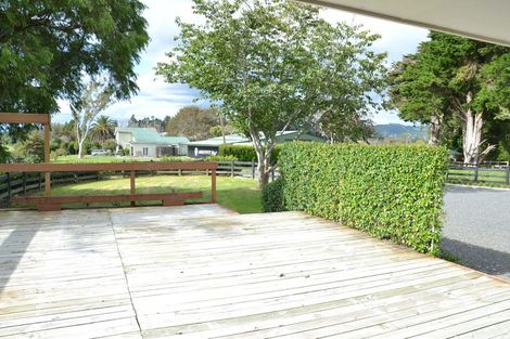 Photo of property in 580 Burtt Road, Runciman, Drury, 2578