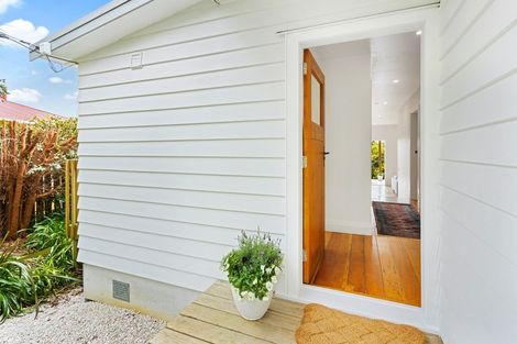 Photo of property in 226 Upper Harbour Drive, Greenhithe, Auckland, 0632