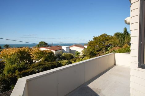 Photo of property in 1/134 Aberdeen Road, Campbells Bay, Auckland, 0620
