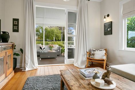 Photo of property in 122 Victoria Street, Cambridge, 3434