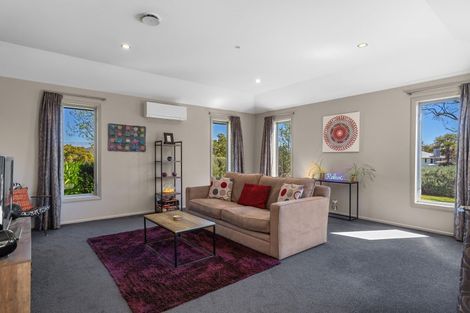 Photo of property in 2 Woodstock Place, Stoke, Nelson, 7011