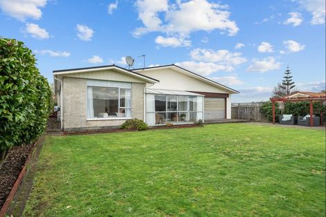 Photo of property in 19 Bronte Place, Whalers Gate, New Plymouth, 4310