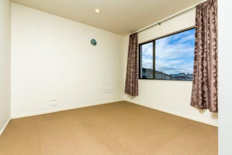 Photo of property in 26/22 Northcross Drive, Oteha, Auckland, 0632