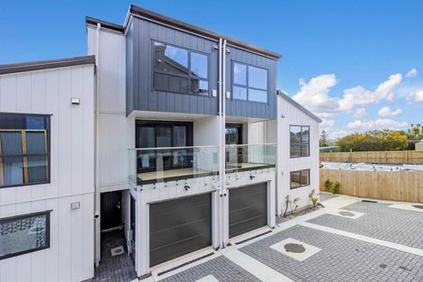 Photo of property in 6/4 Waitaki Street, Henderson, Auckland, 0612