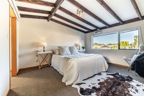 Photo of property in 233 Queenspark Drive, Parklands, Christchurch, 8083