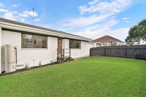 Photo of property in 2/64 Weymouth Road, Manurewa, Auckland, 2102
