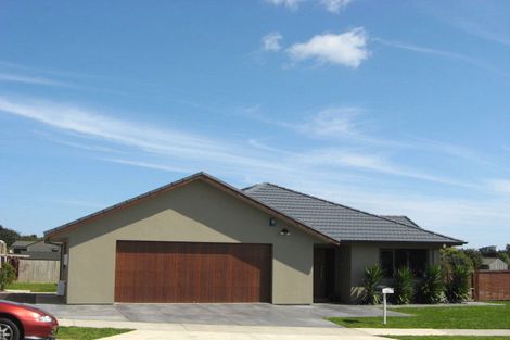 Photo of property in 47 Karamea Street, Whalers Gate, New Plymouth, 4310