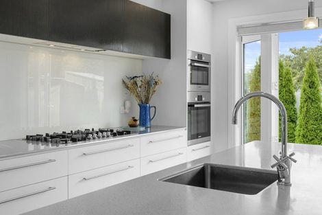 Photo of property in 10 Dundee Close, Darfield, 7510