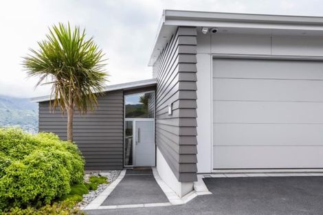 Photo of property in 3a Kilkelly Close, Tawa, Wellington, 5028