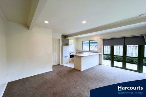 Photo of property in 151c Colwill Road, Massey, Auckland, 0614