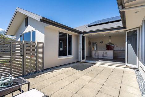 Photo of property in 2 Woodstock Place, Stoke, Nelson, 7011