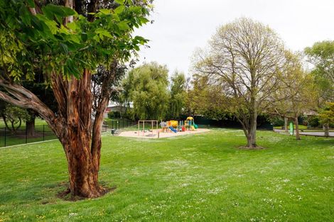 Photo of property in 5 Mudgway Place, Awapuni, Palmerston North, 4412