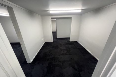 Photo of property in 13 Taupaki Road, Taupaki, Henderson, 0782