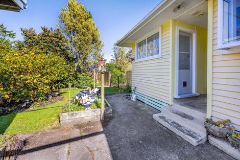 Photo of property in 35 Smith Street, Waverley, 4510