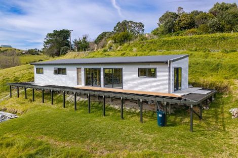 Photo of property in 1122d Whakapirau Road, Whakapirau, 0583