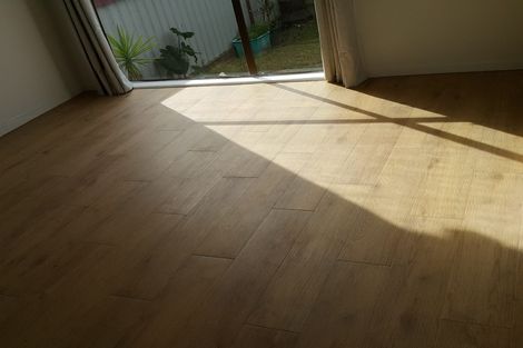 Photo of property in 82 Powrie Street, Glenfield, Auckland, 0629