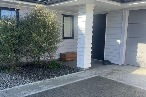 Photo of property in 97b Randwick Crescent, Moera, Lower Hutt, 5010