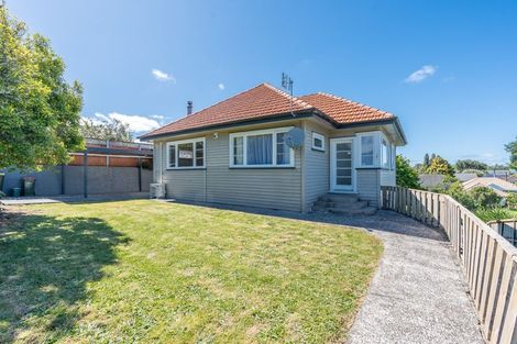 Photo of property in 14 Naylor Street, Hamilton East, Hamilton, 3216