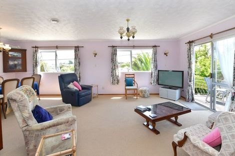 Photo of property in 27 James Mcleod Road, Shelly Beach, South Head, 0874