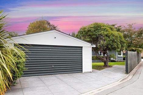 Photo of property in 11 Colina Street, Avonhead, Christchurch, 8042