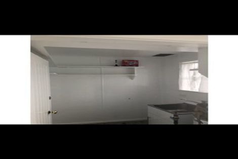 Photo of property in 7 Kotuku Street, Te Atatu Peninsula, Auckland, 0610