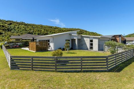Photo of property in 259 Lakes Boulevard, Pyes Pa, Tauranga, 3112