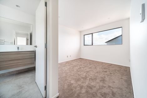 Photo of property in 12 Toia Lane, Silverdale, 0932