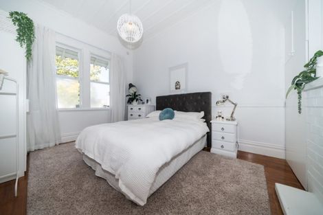 Photo of property in 15 Douglas Street, West End, Palmerston North, 4412