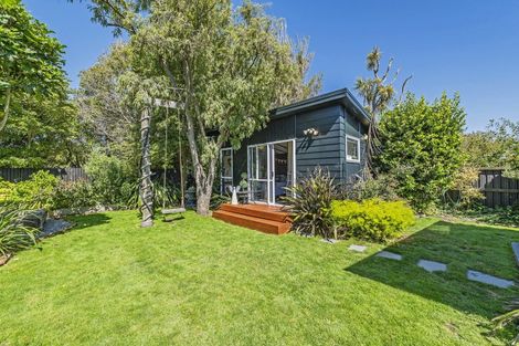 Photo of property in 11 Swindells Road, Waikuku Beach, 7473