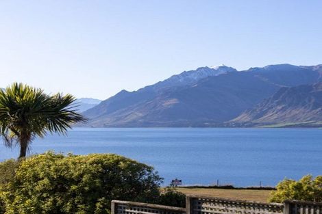 Photo of property in 262 Lakeview Terrace, Lake Hawea, Wanaka, 9382