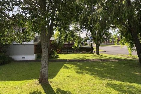 Photo of property in 18 Bexley Place, Pahurehure, Papakura, 2113