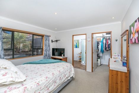 Photo of property in 64 Dixon Road, Glenview, Hamilton, 3206