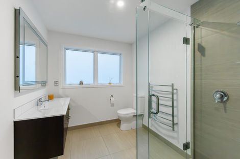 Photo of property in 339a Glenvar Road, Long Bay, Auckland, 0630