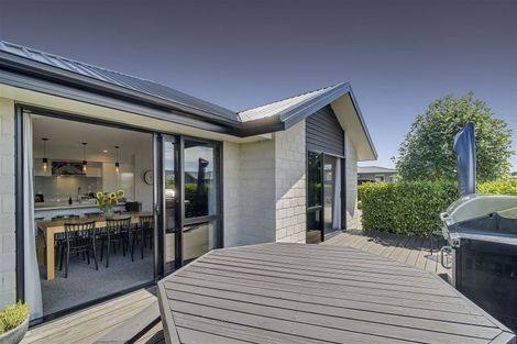 Photo of property in 6 Fry Place, Rolleston, 7614