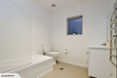 Photo of property in 5/8 Middleton Road, Johnsonville, Wellington, 6037