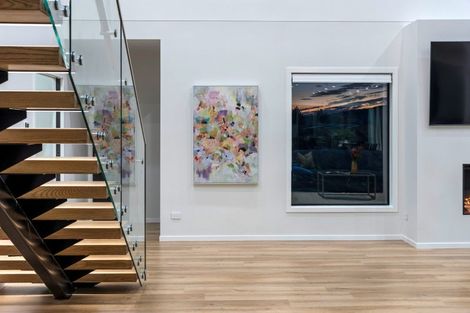 Photo of property in 1 Stetson Rise, Waikanae, 5391