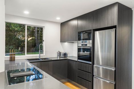 Photo of property in 11 Chedworth Drive, Glenfield, Auckland, 0629