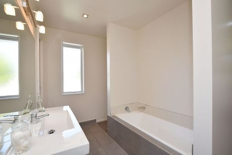 Photo of property in 86 Hoffman Court, Waikiwi, Invercargill, 9810