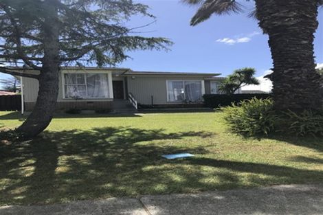 Photo of property in 51 Reelick Avenue, Pakuranga Heights, Auckland, 2010