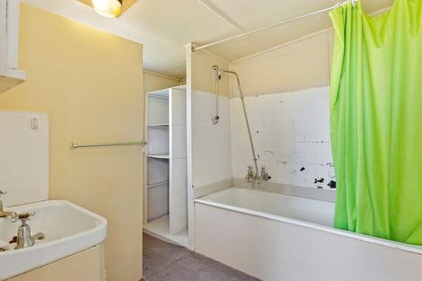 Photo of property in 29 Cross Street, Waikuku Beach, 7473