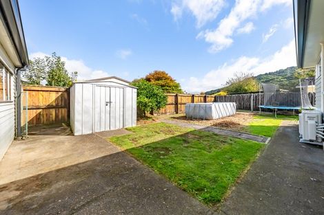 Photo of property in 19 Denver Grove, Totara Park, Upper Hutt, 5018
